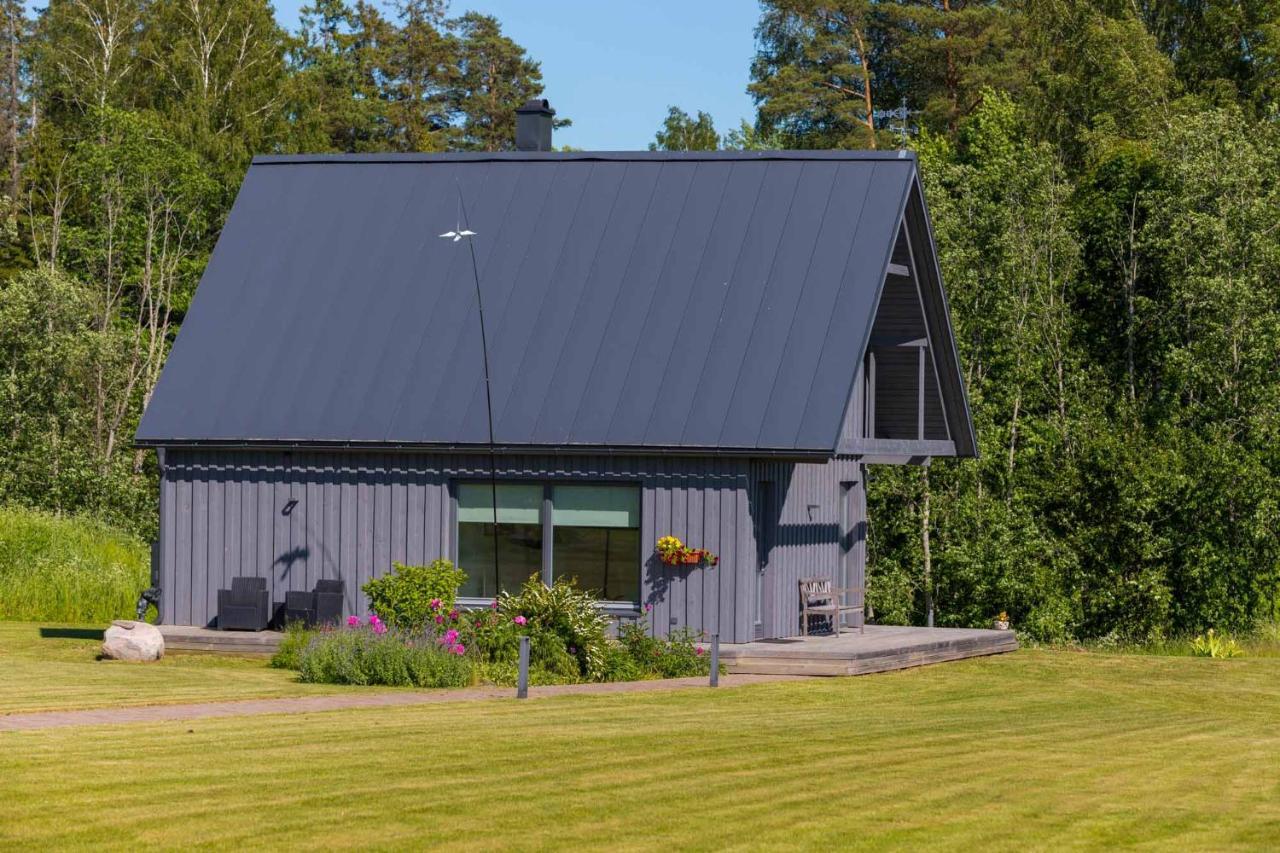 Piesta Riverside Cottage In Soomaa Region Kullimaa Экстерьер фото